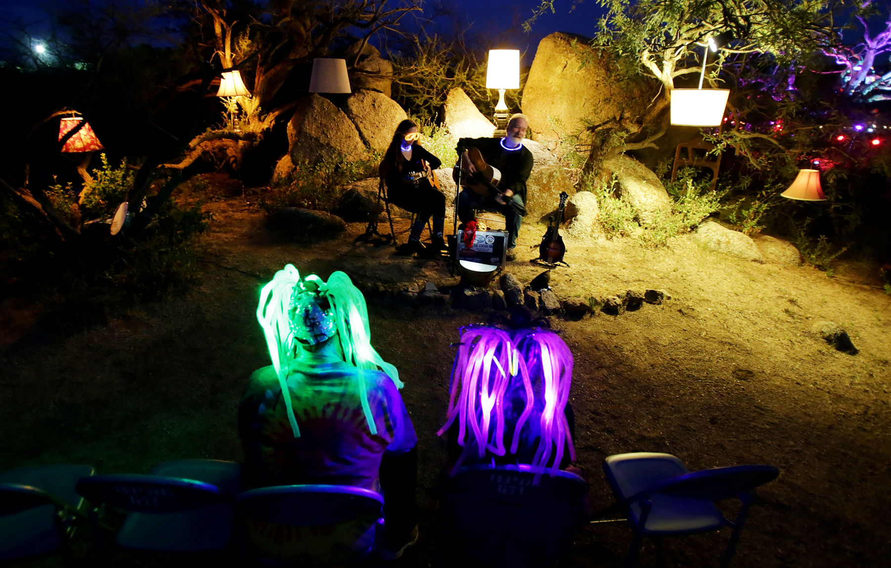 GLOW! 2017 festival in Oracle